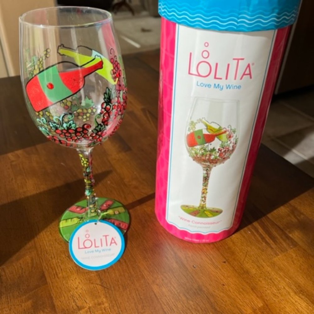 Lolita "Love My. Wine" glass - Wine Connoisseaur